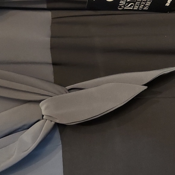 Avenue Colorblock Silky  Jumpsuit - Picture 4 of 9